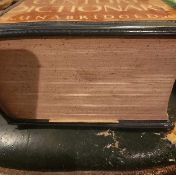 Websters 20th century dictionary 1957 - Picture 3 of 3